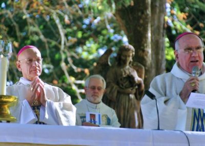 L'accueil de Mgr André MARCEAU par Mgr Philippe MOUSSET