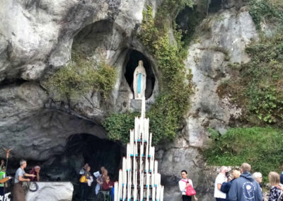 A Dieu à Lourdes